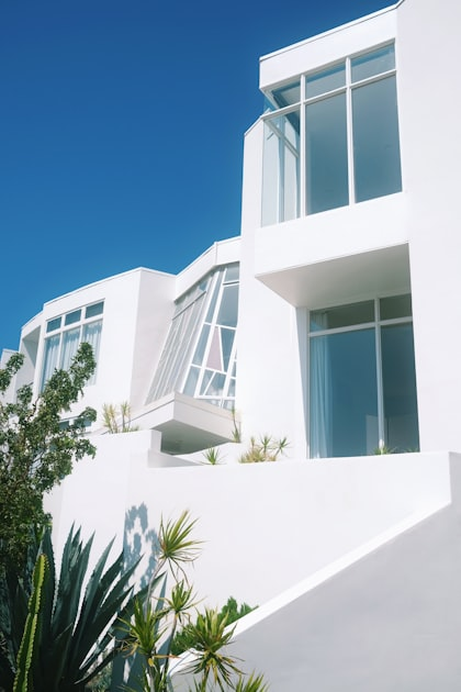 Custom Builds: Tailoring Your Dream Home
